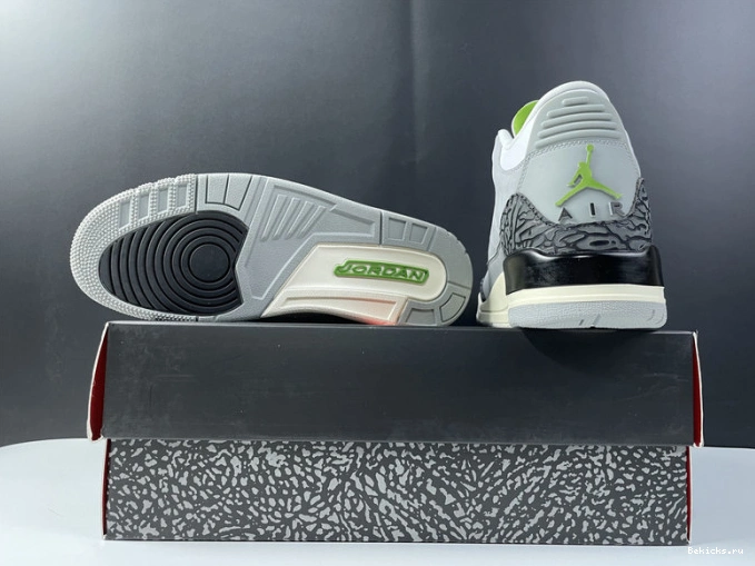 Cheap BK air ‘chlorophyll’’ jordan 006 retro 136064 3 1108